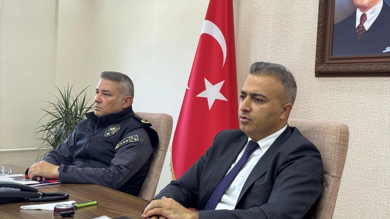 Ardahan'da Yıldırım İslemleri Sonucu Üç Çoban Hayatını Kaybetti