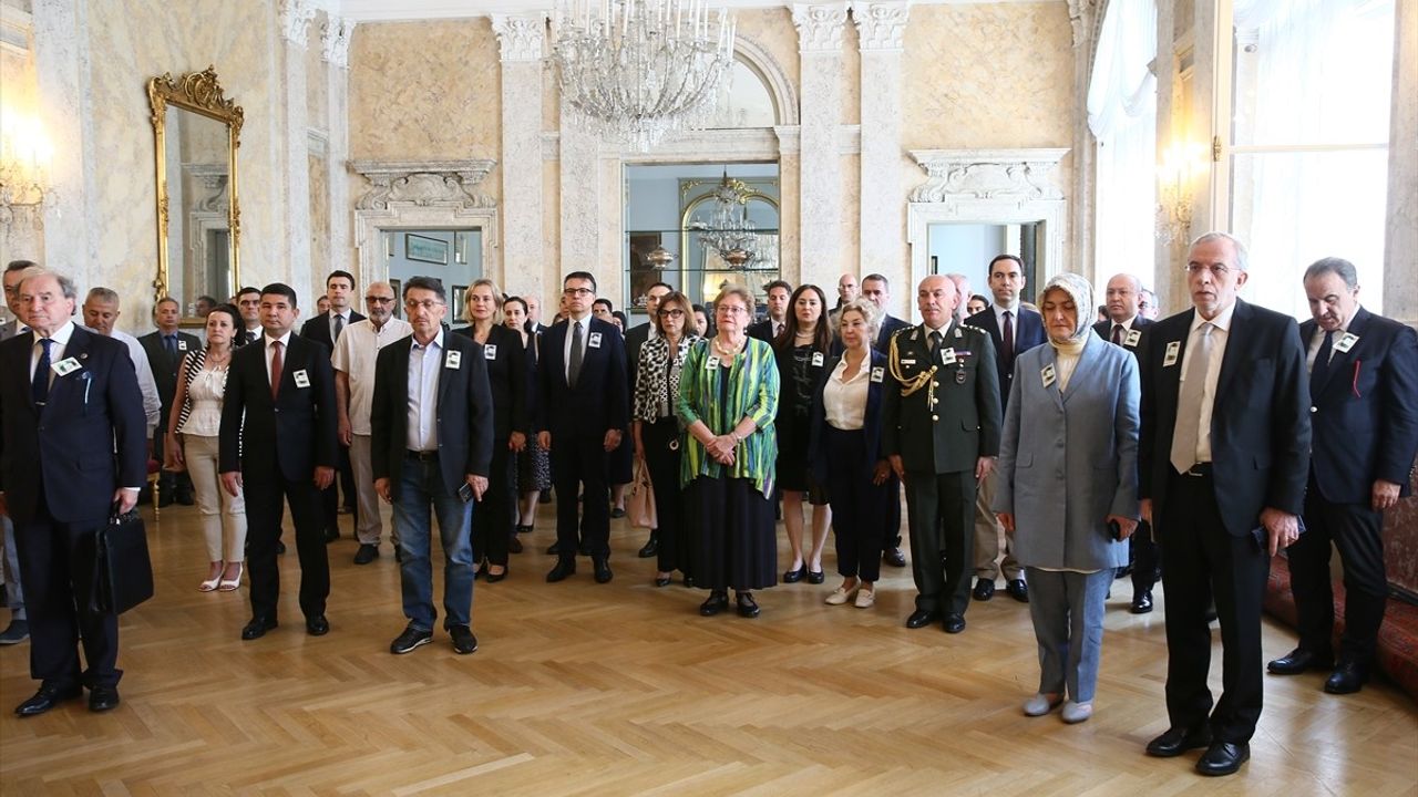 Avusturya'da Erdoğan Özen için Anma Töreni Düzenlendi