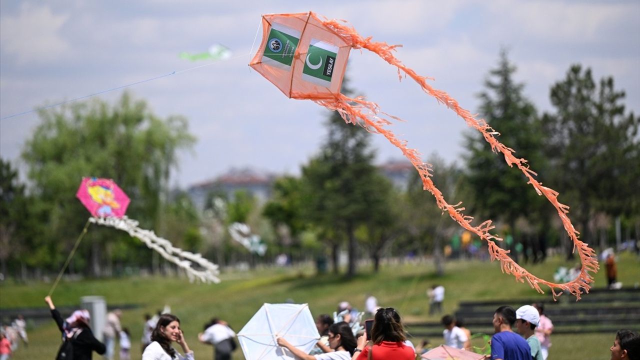 Bağımlılıkla Mücadelede Uçurtma Şenliği