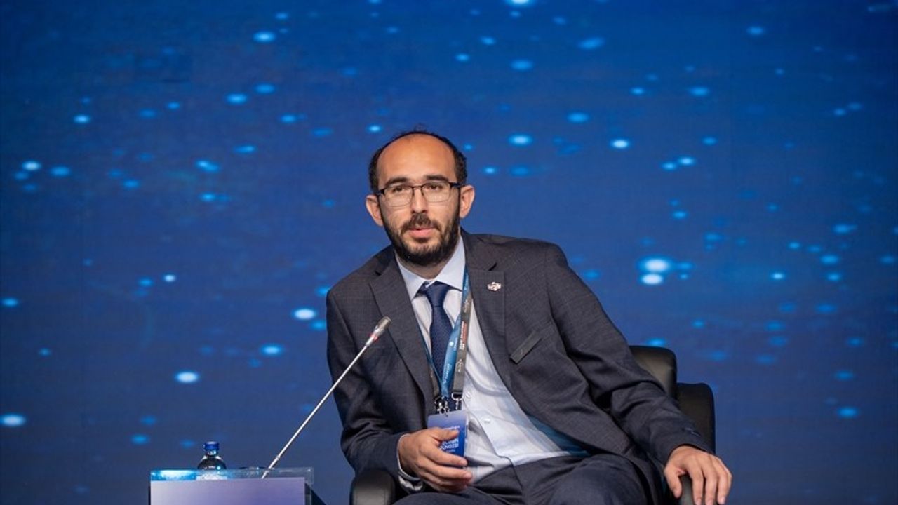 Bağlantısallığın Yeni Çağı Forumu'nda Takım Uydu Gelişmeleri