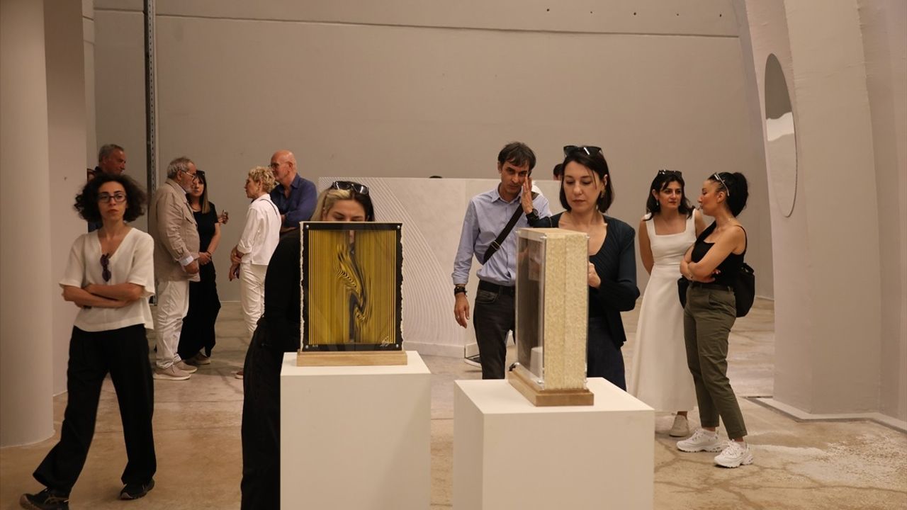 Baksı Müzesi'nde 'Zamanlı-Zamansız' Sergisi Açıldı