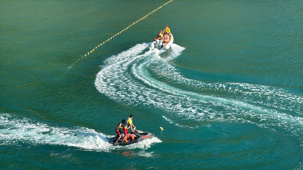 Bartın'da Yaz Sezonu İçin Cankurtaranlar Göreve Başladı