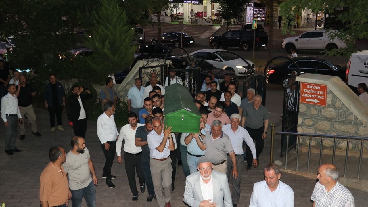 Batman'da Trajik Trafik Kazası: 5 Kişi Hayatını Kaybetti