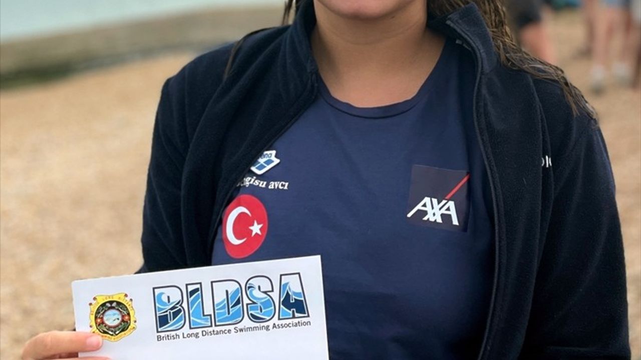 Bengisu Avcı, İngiltere'de 3 Gümüş Madalya Kazandı