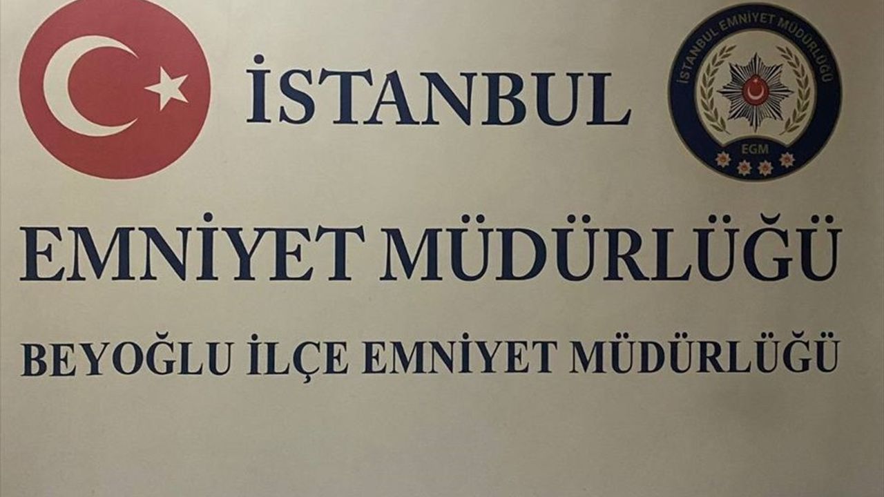 Beyoğlu'nda Eğlence Mekanında Beyzbol Sopalı Kavga: 3 Kişi Tutuklandı