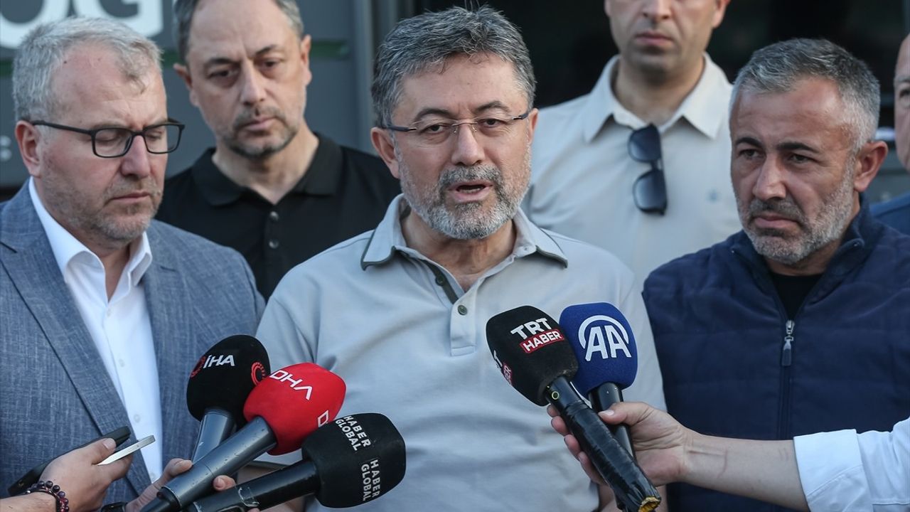 Bilecik'teki Orman Yangınları Üzerine Bakan Yumaklı'dan Açıklamalar