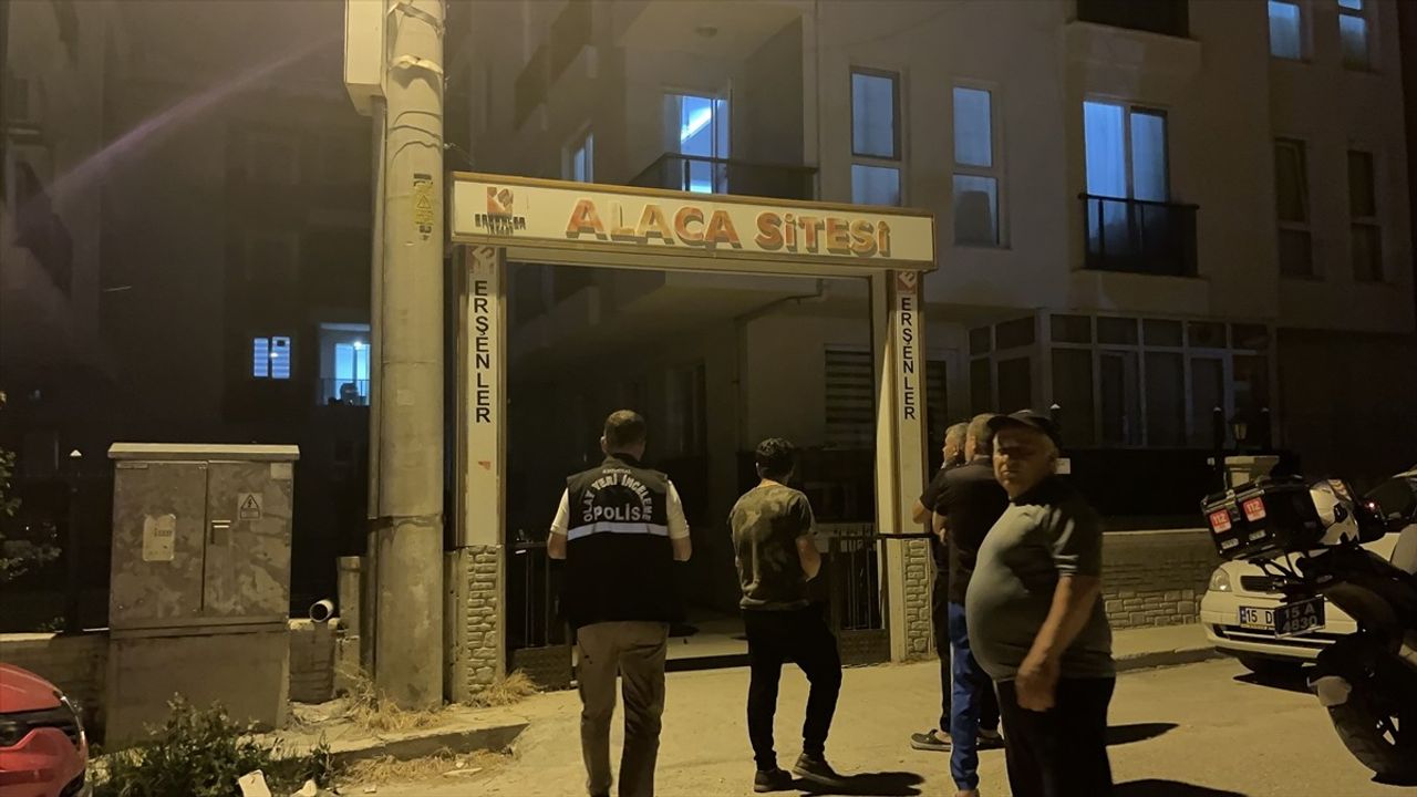 Burdur'da Bıçaklama Olayı: Bir Kadın Hayatını Kaybetti