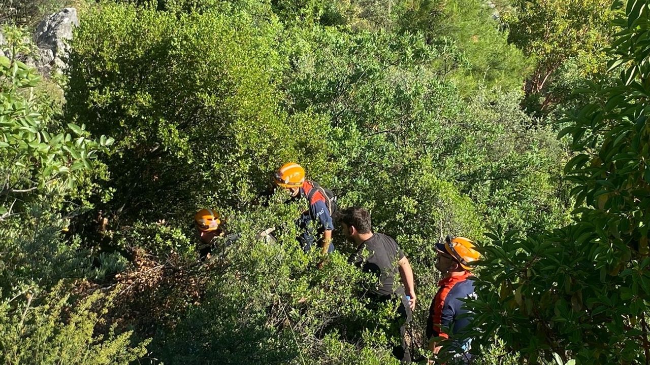 Bursa'da AFAD, Mahsur Kalan Üç Kişiyi Kurtardı