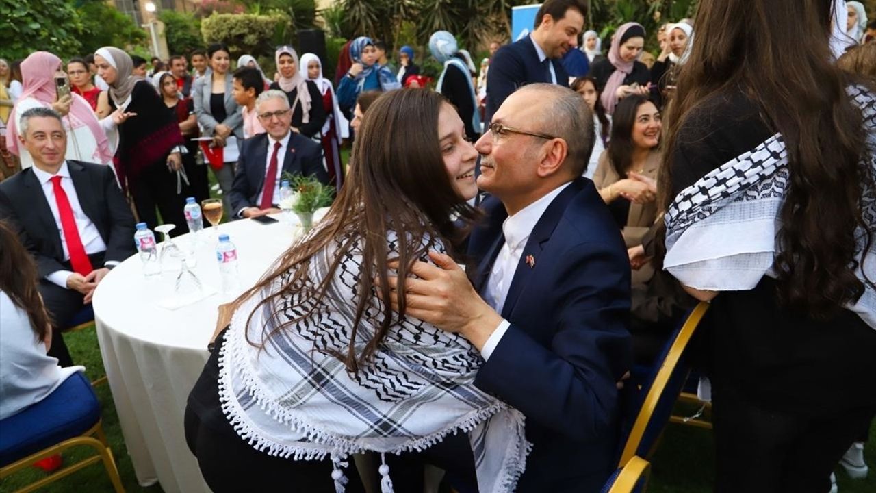 Büyükelçi Şen: Gazze ve Mülteciler Üzerine Ciddi Açıklamalar