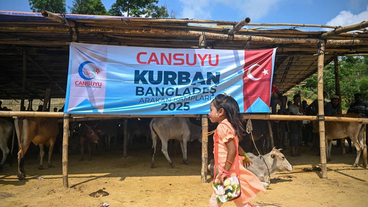 Cansuyu Derneği'nin Cox's Bazar'daki Kurban Faaliyetleri