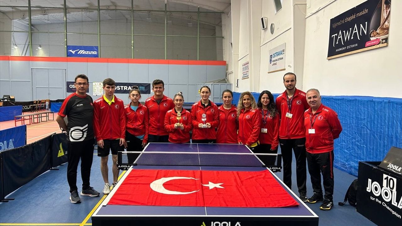 Çekya'da Para Masa Tenisi Turnuvasında Altın ve Gümüş Madalya
