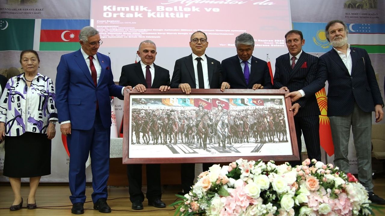 Cengiz Aytmatov Anısına Panel Düzenlendi