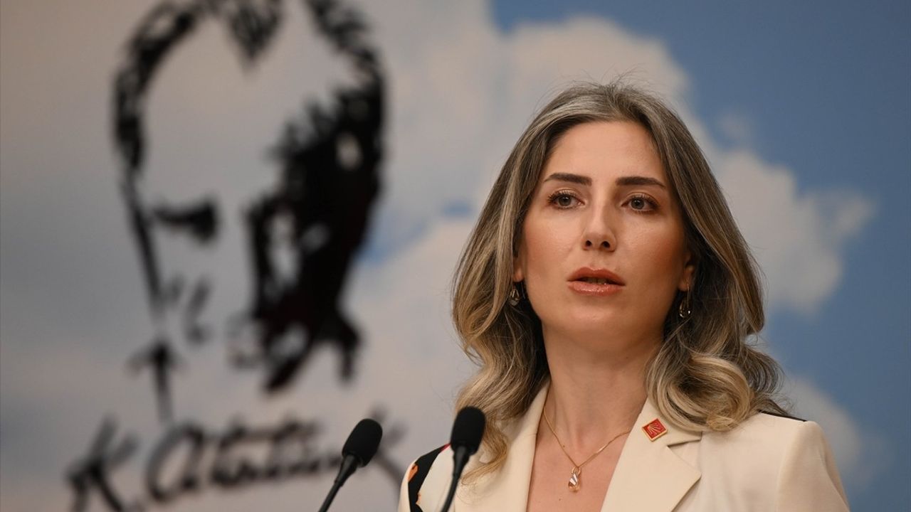 CHP'nin Turizm Sektörüne Eleştirileri: Umut Verici Veriler Yanıltıcı mı?