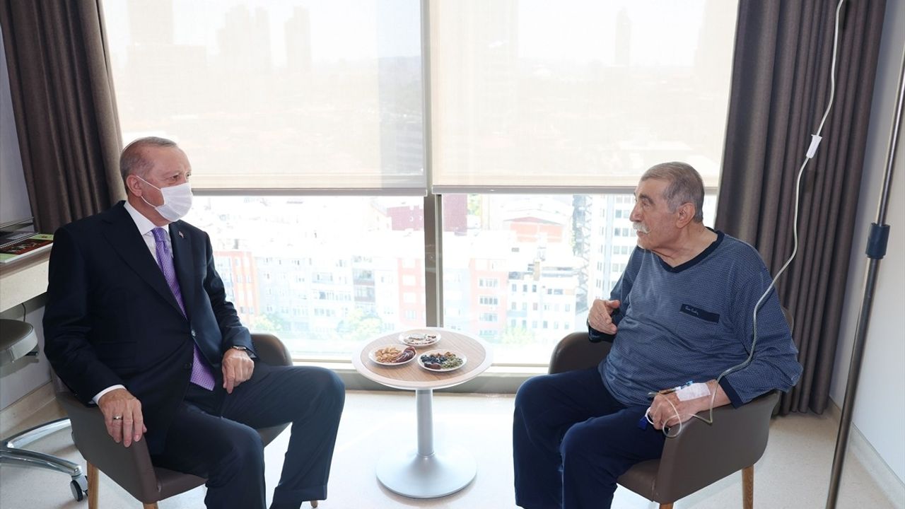 Cumhurbaşkanı Erdoğan'dan Yalçın'a Geçmiş Olsun Ziyareti