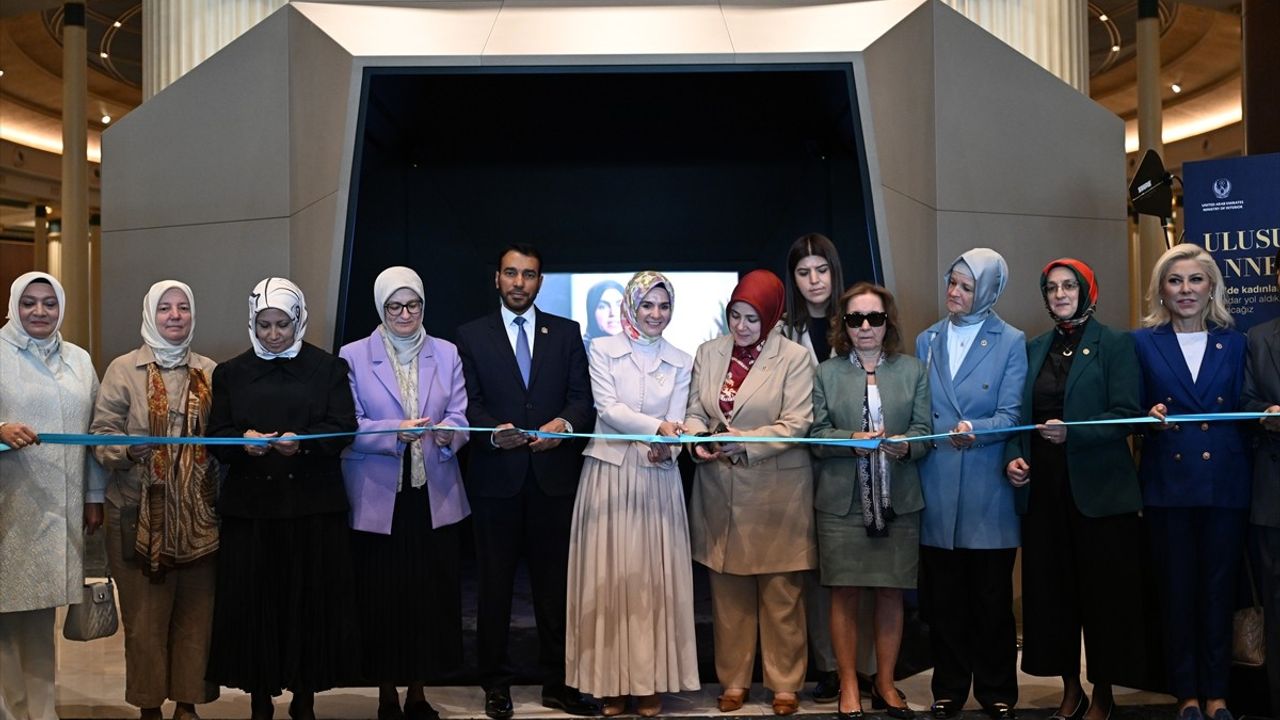 Cumhurbaşkanlığı Millet Kütüphanesi'nde 'Ulusun Annesi' Dijital Sergisi Açıldı