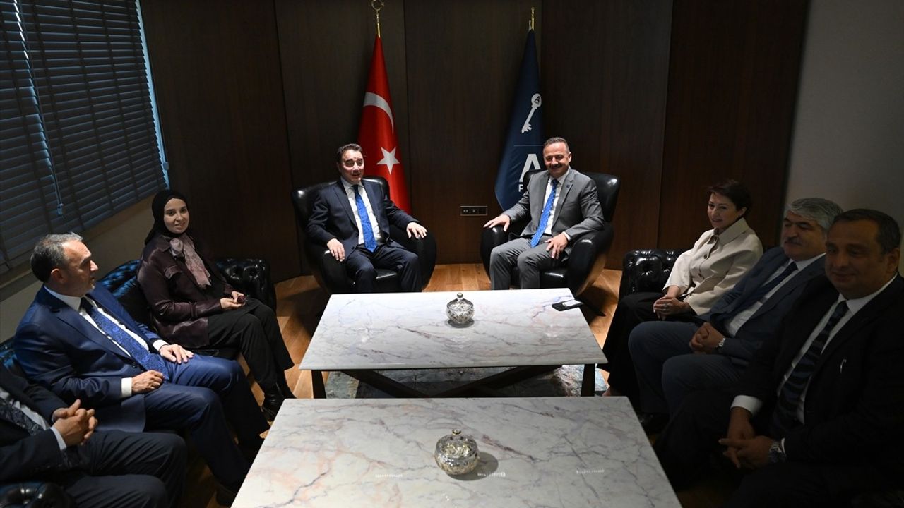 DEVA ve Anahtar Partisi Genel Başkanları Ziyaret Gerçekleştirdi