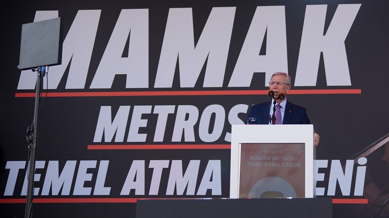 Dikimevi–Natoyolu Raylı Sistem Uzatma Hattı Temeli Atıldı