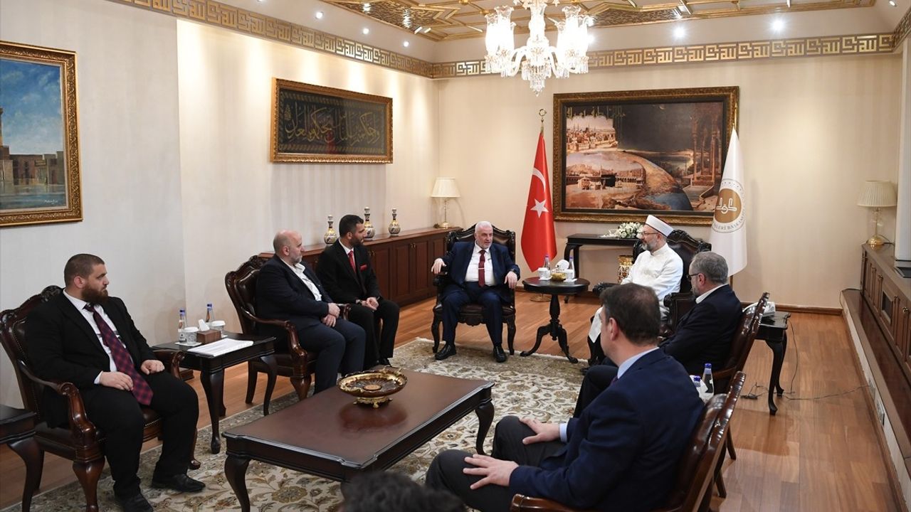 Diyanet İşleri Başkanı Erbaş'tan Suriyeli Kardeşlerimize Destek