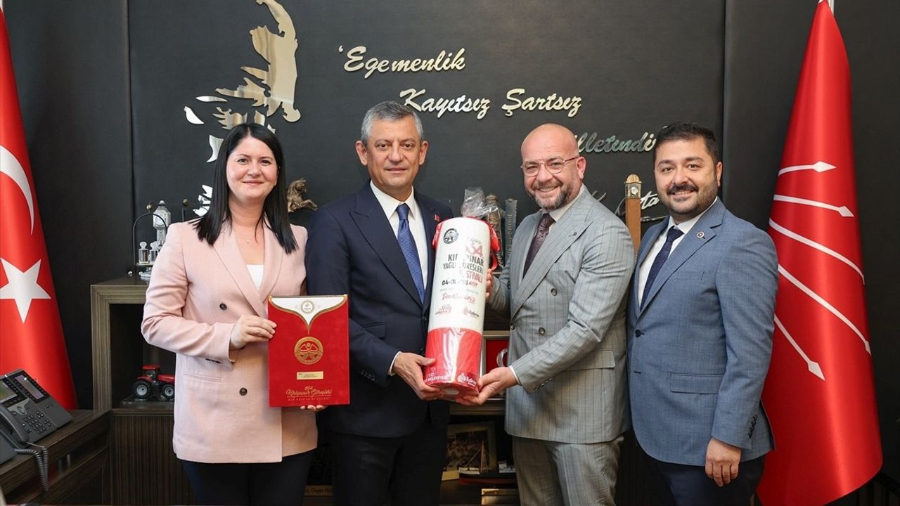 Edirne Belediye Başkanı, CHP Genel Başkanını Kırkpınar'a Davet Etti