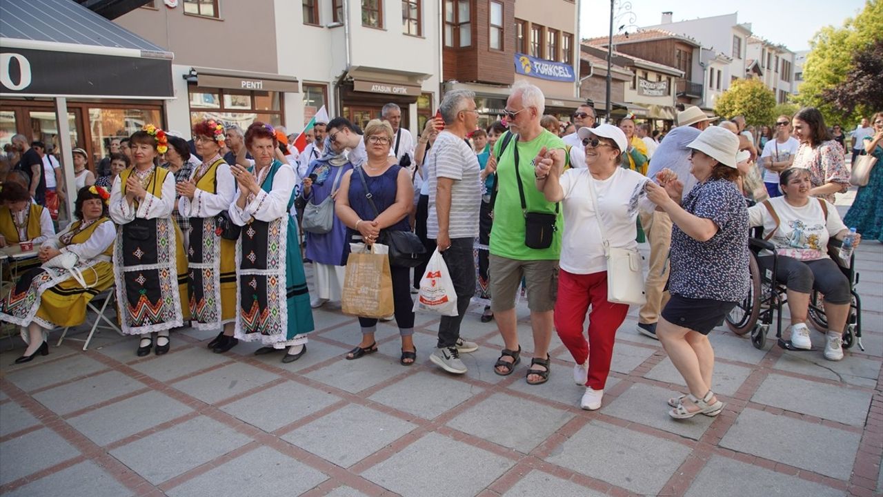 Edirne'de Balkan Folklor Festivali Coşkusu