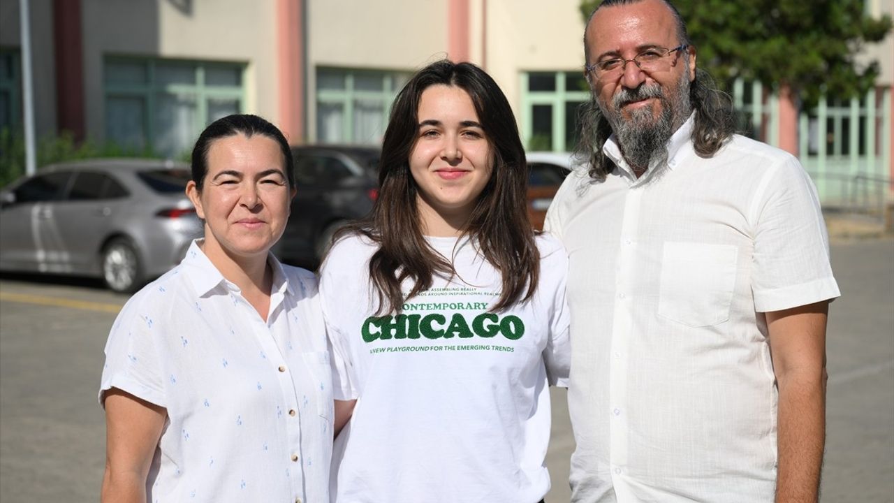 Edirne'de Bir Aile Sınavda Buluştu