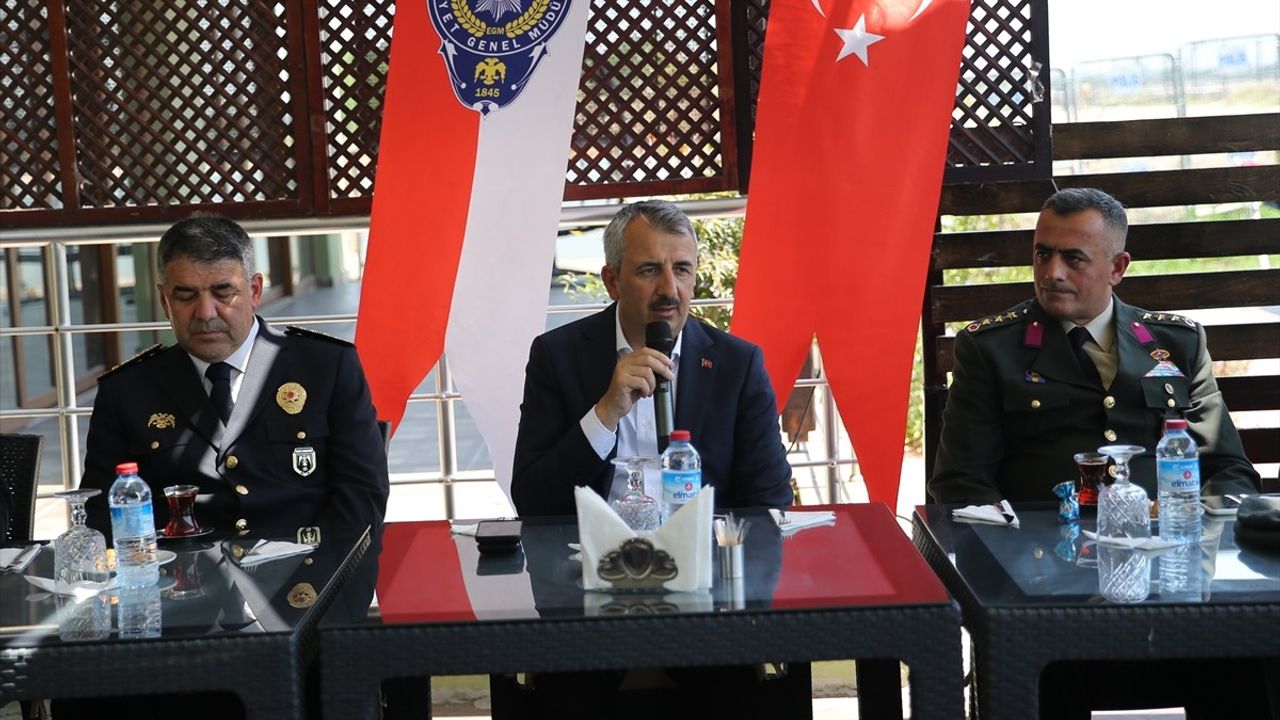 Edirne Sınır Kapılarında Bayram Yoğunluğu İçin Önlemler Alındı