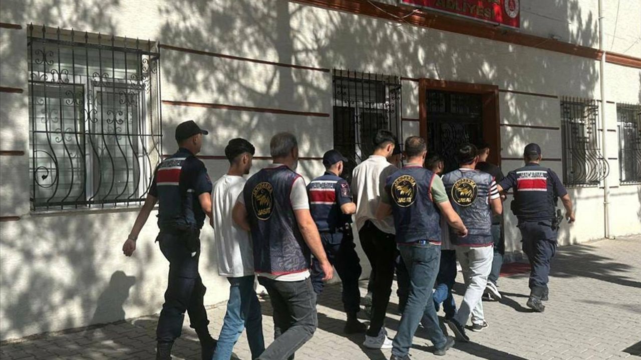 Eskişehir'de Dolandırıcılık Operasyonu: 4 Zanlı Tutuklandı