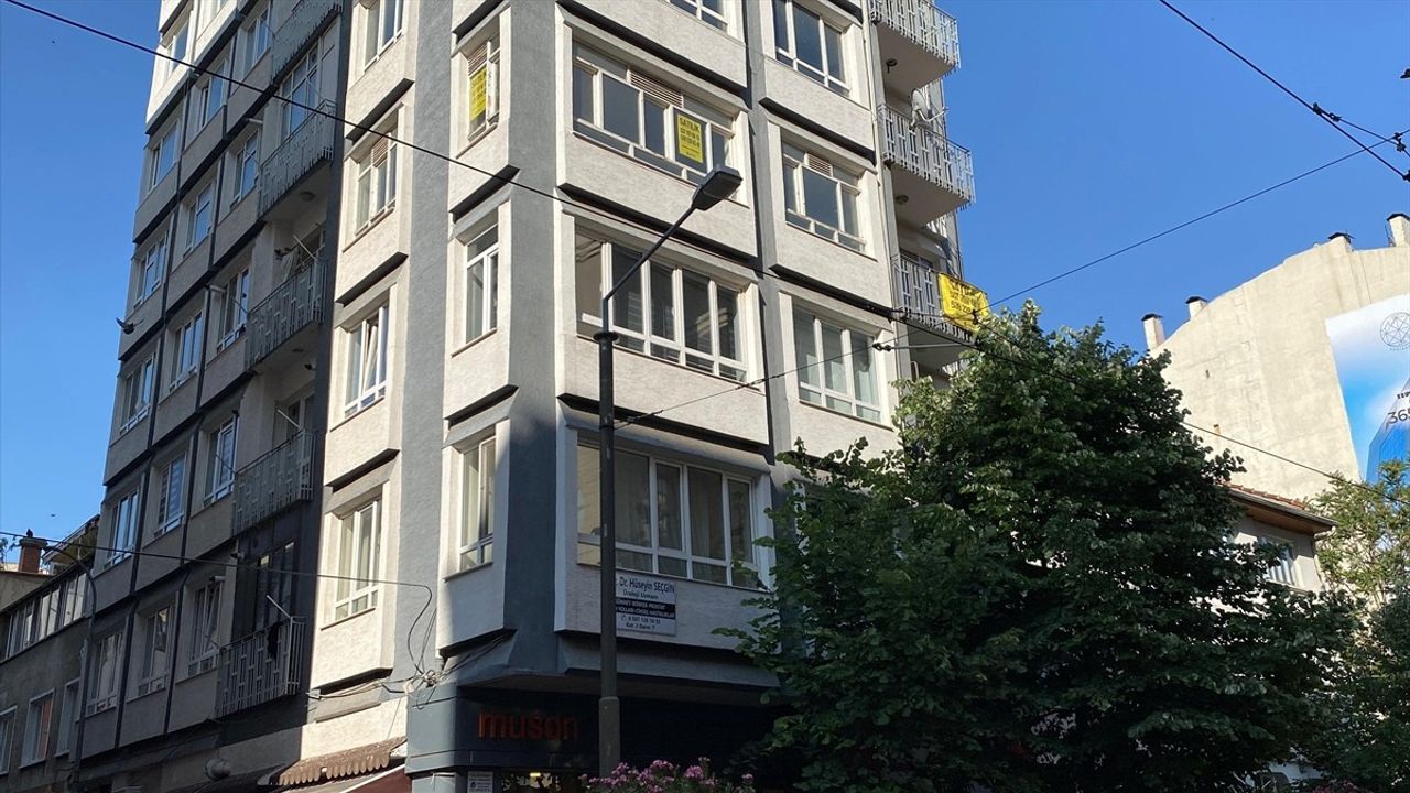 Eskişehir'de Emekli Doktorun Ölümü Soruşturuluyor