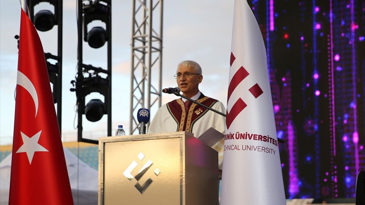 Eskişehir Teknik Üniversitesi Mezuniyet Töreni