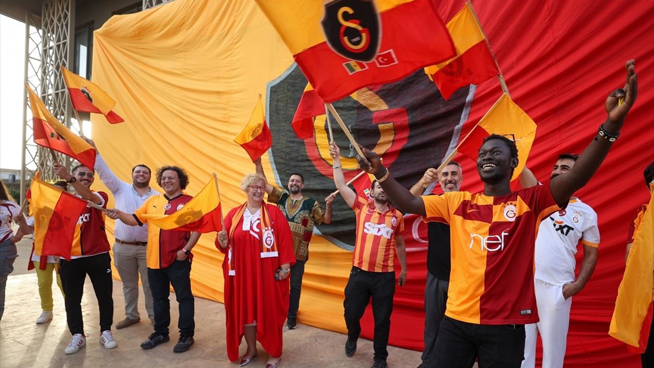 Galatasaray'ın 25. Şampiyonluğu Senegal'de Coşkuyla Kutlandı