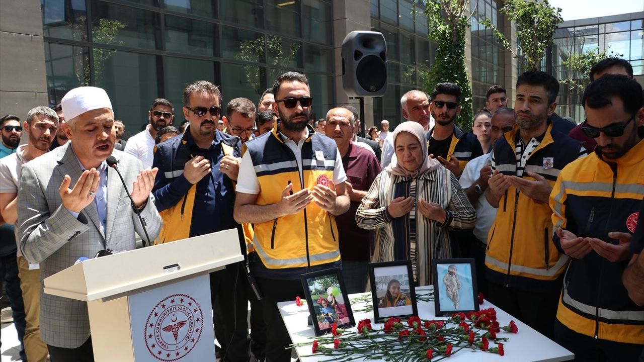 Gaziantep'te Anne ve İki Çocuk İçin Tören Düzenlendi