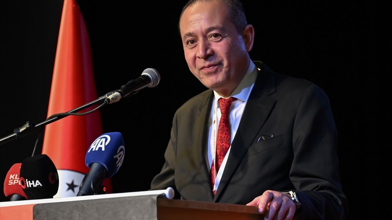 Gençlerbirliği Kulübü'nde Osman Sungur Yeniden Başkan Seçildi