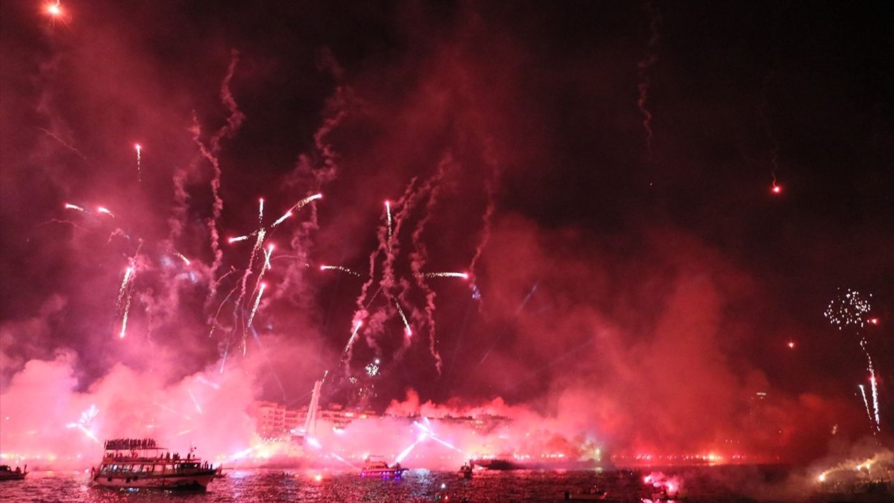 Göztepe'nin 100. Yılı Coşkuyla Kutlandı