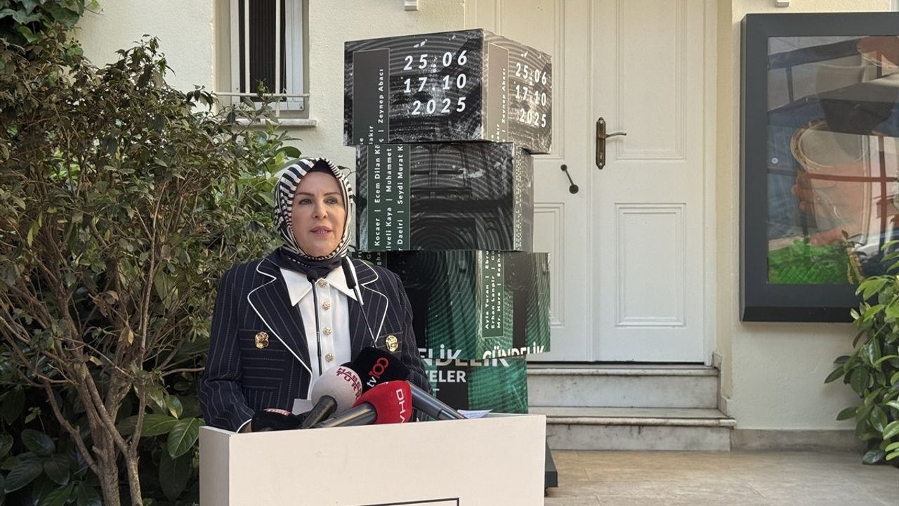 Gündelik Mucizeler Sergisi Taş Konak'ta Sanatseverlerle Buluştu