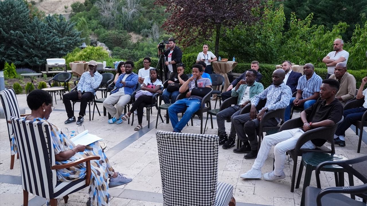 Güney Afrika'nın Gençlik Günü Ankara'da Kutlandı