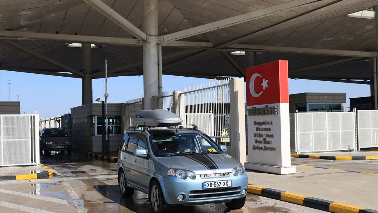 Gurbetçilerin Vatan Sevinci Sınırda Başlıyor