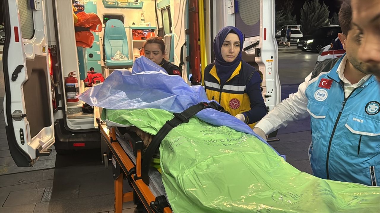 Hasan Dağı'nda Yaralanan Kızılay Başkanı Kurtarıldı