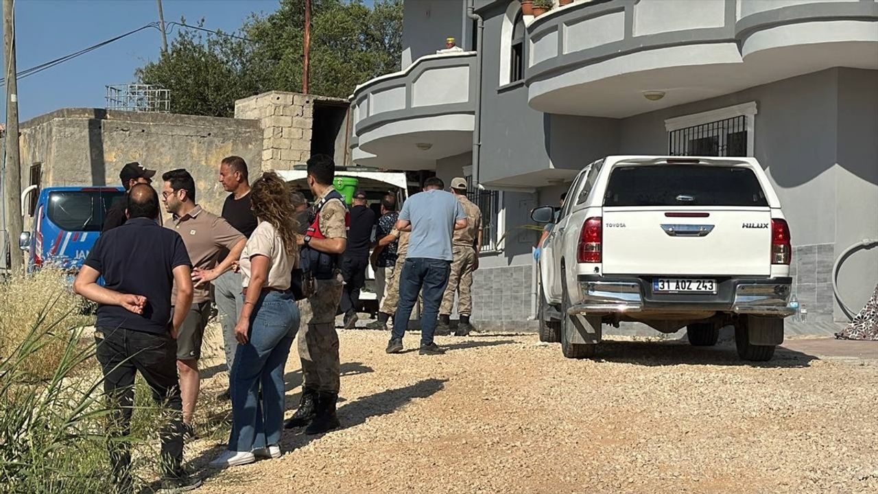 Hatay'da Pompalı Tüfekle Vurulan Kadın Hayatını Kaybetti