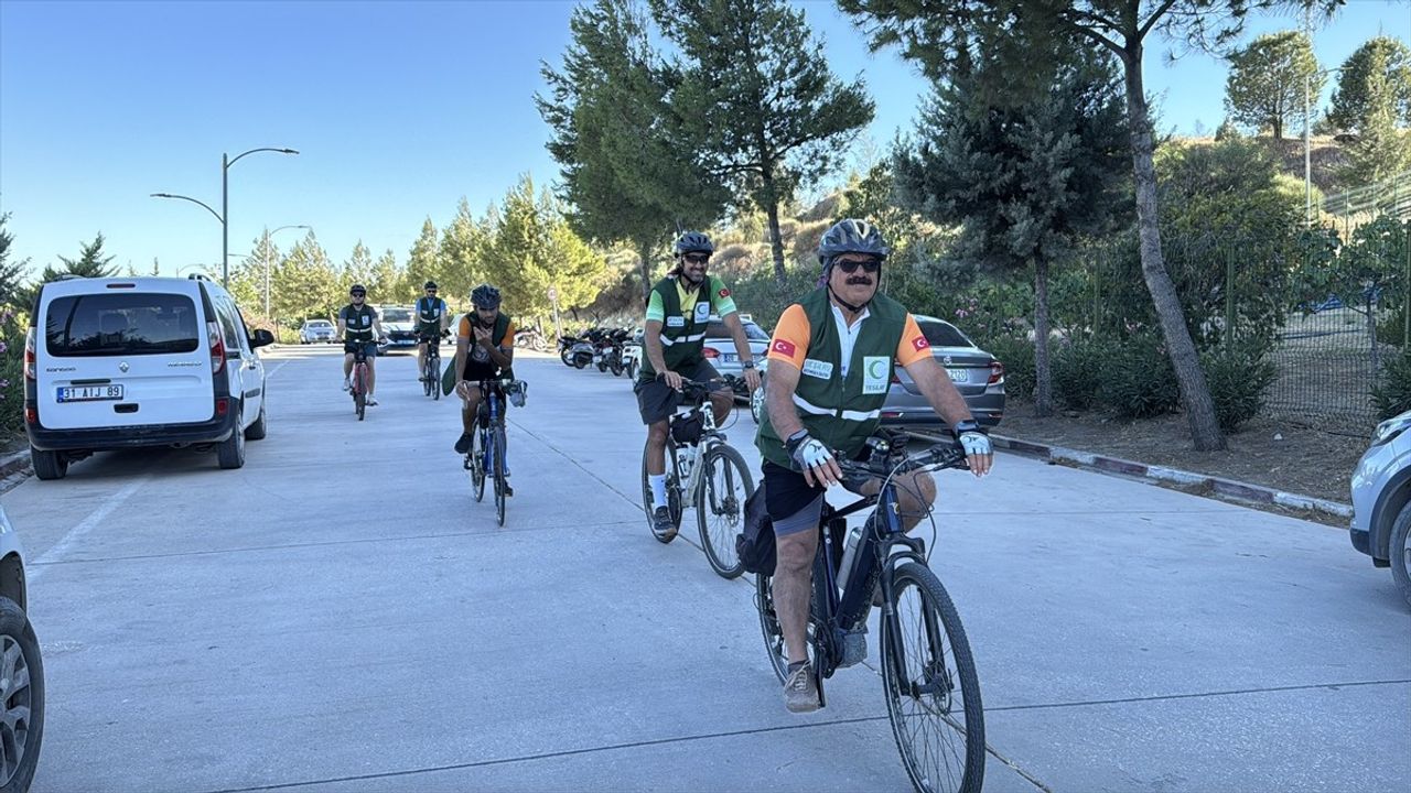 Hatay'da Sağlık İçin Pedal Çevirildi