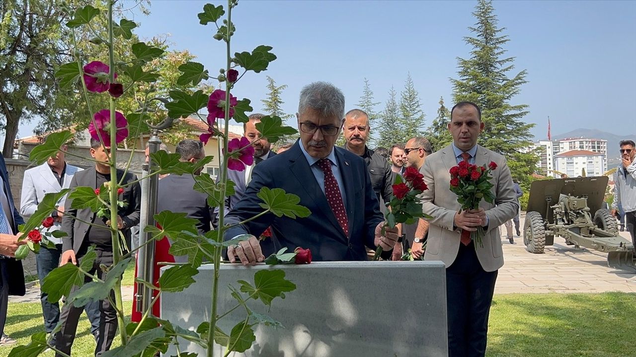 İç Anadolu'da Şehitlik Ziyaretleri Törenleri