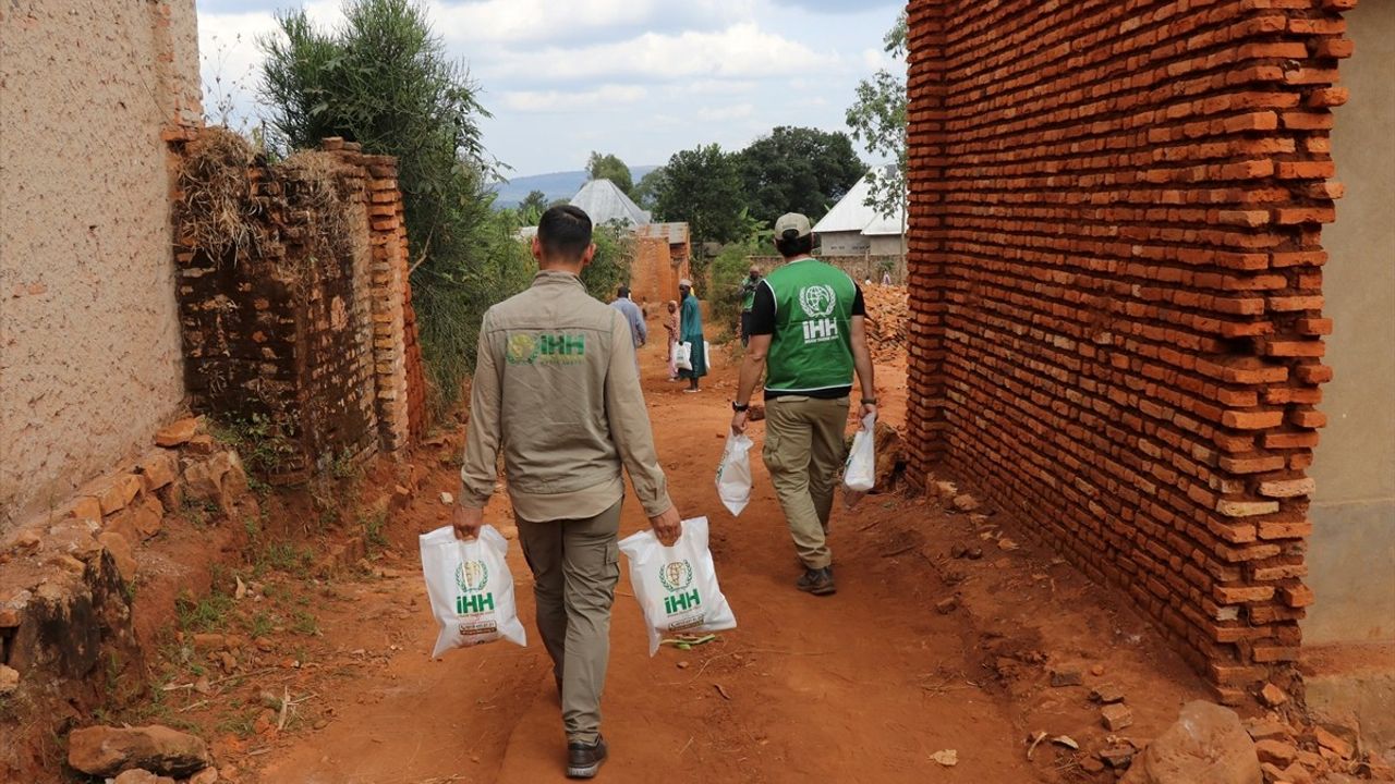 İHH Burundi'de İhtiyaç Sahiplerine Kurban Eti Dağıttı