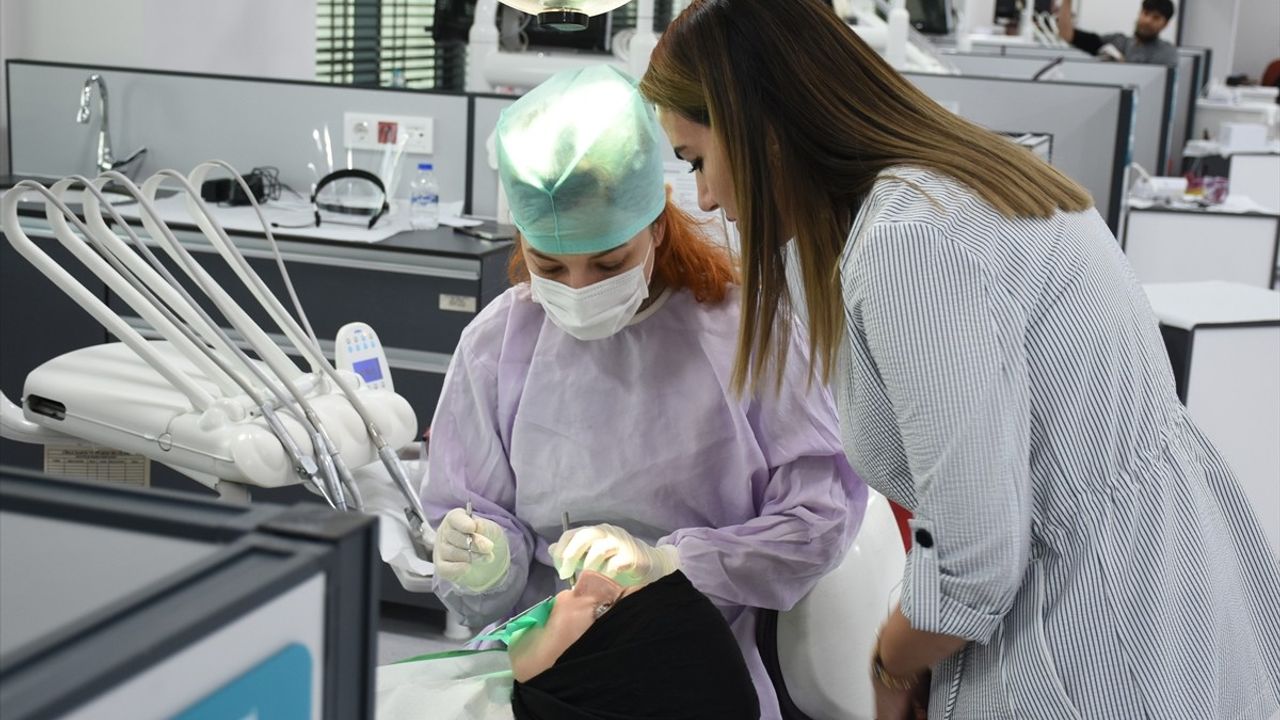 İnönü Üniversitesi Diş Hekimliği Fakültesi, Yerli ve Yabancı Hastalara Hizmet Veriyor