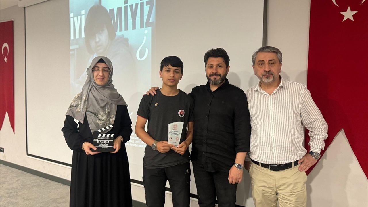 İstanbul'da 'Bi Festihal Mümkün' Sinema Festivali Gerçekleşti