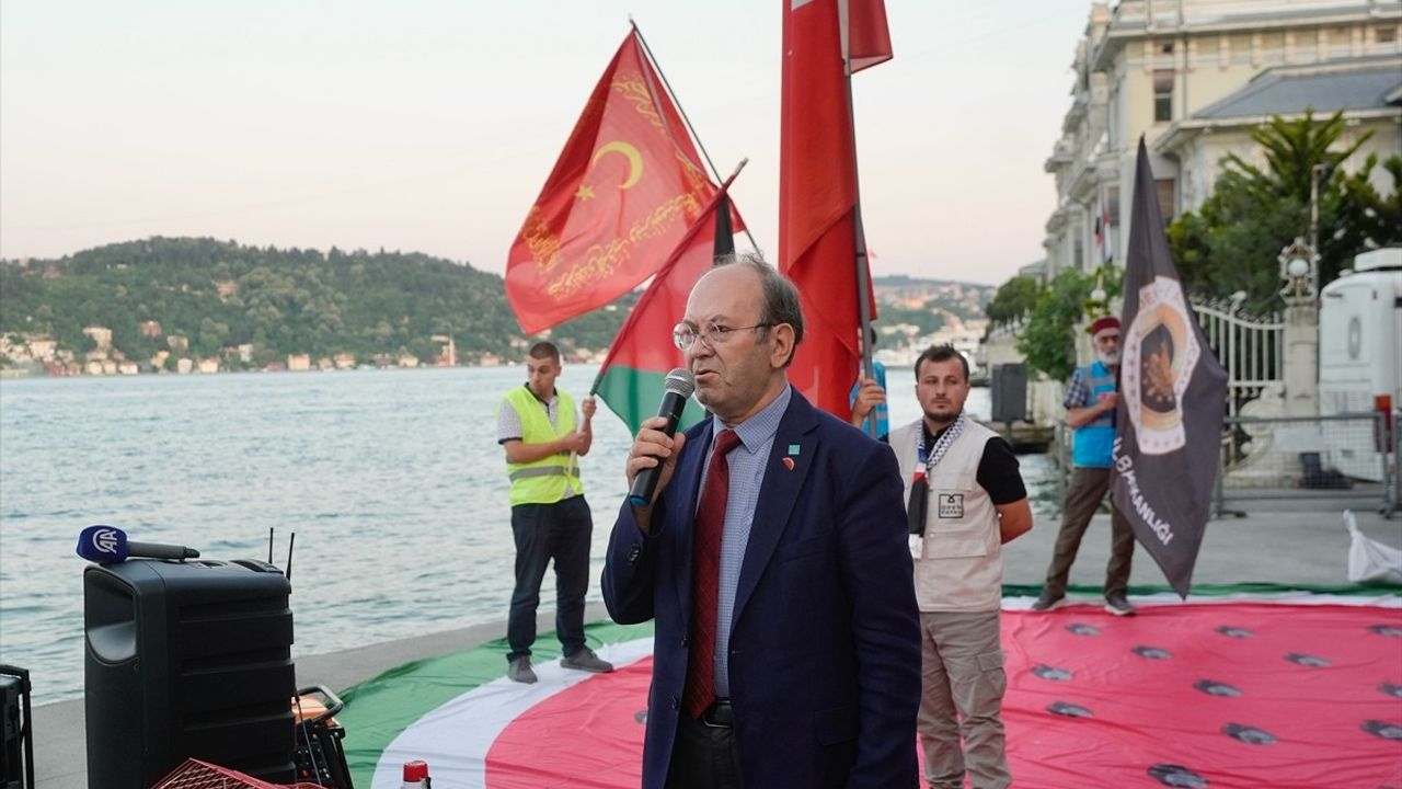 İstanbul'da Gazze için Nöbet Eylemi Devam Ediyor
