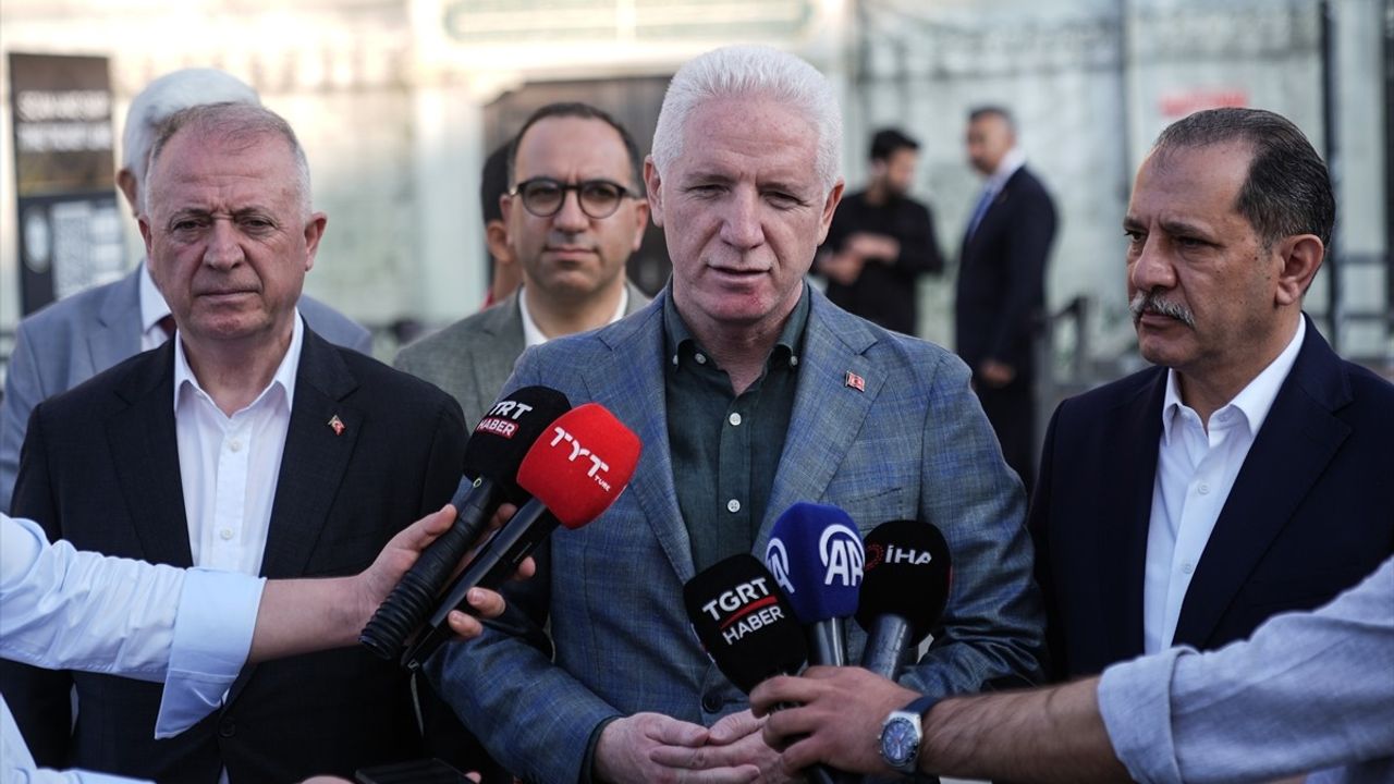 İstanbul'da Kurban Bayramı Namazı Yoğun Katılımla Kılındı