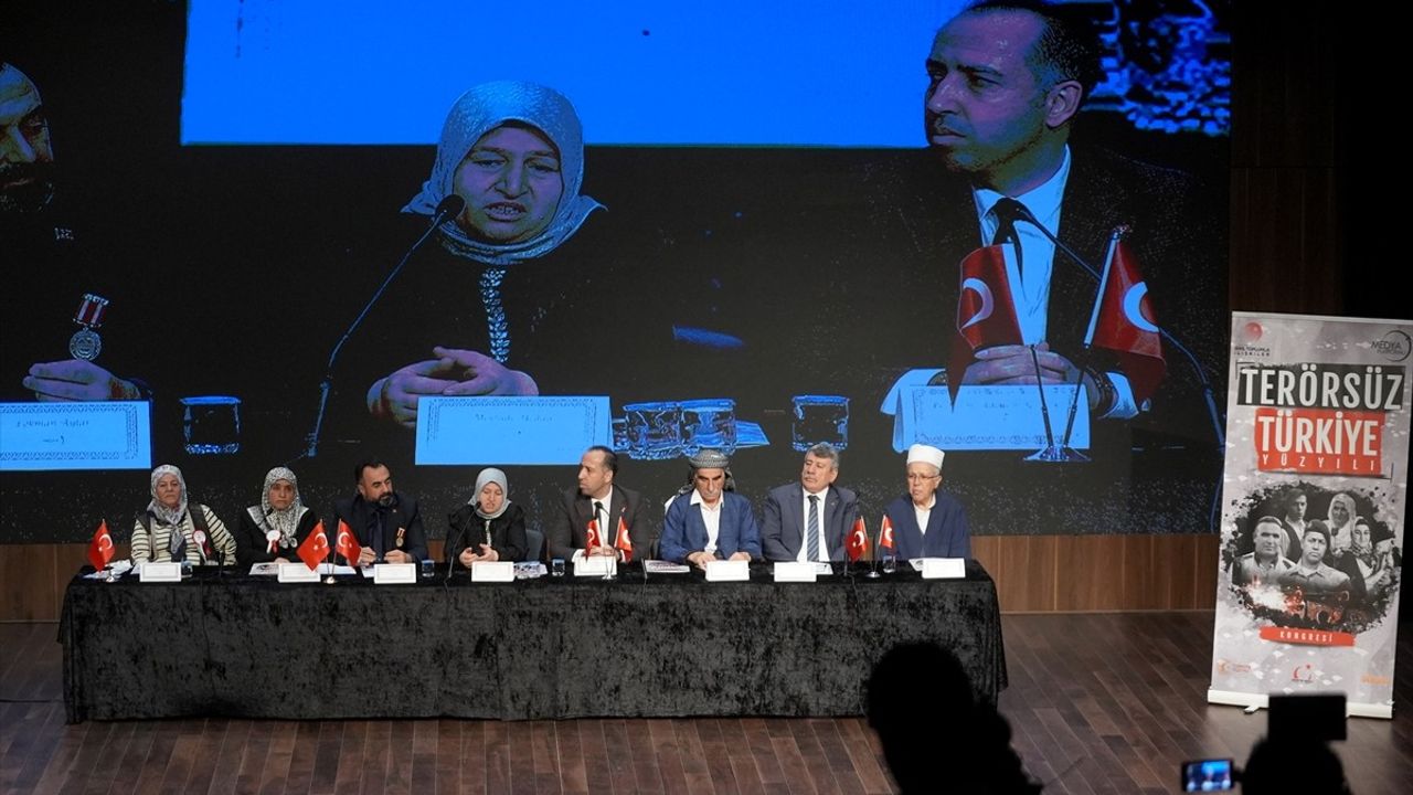 İstanbul'da Terörsüz Türkiye Yüzyılı Kongresi Gerçekleşti