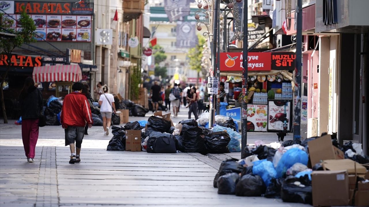 İzmir'de 23 Bin İşçinin Grevi Dördüncü Gününde