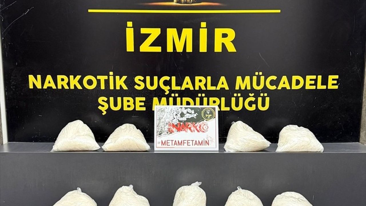 İzmir'de Uyuşturucu Operasyonu: 10 Kilo Sentetik Madde Ele Geçirildi