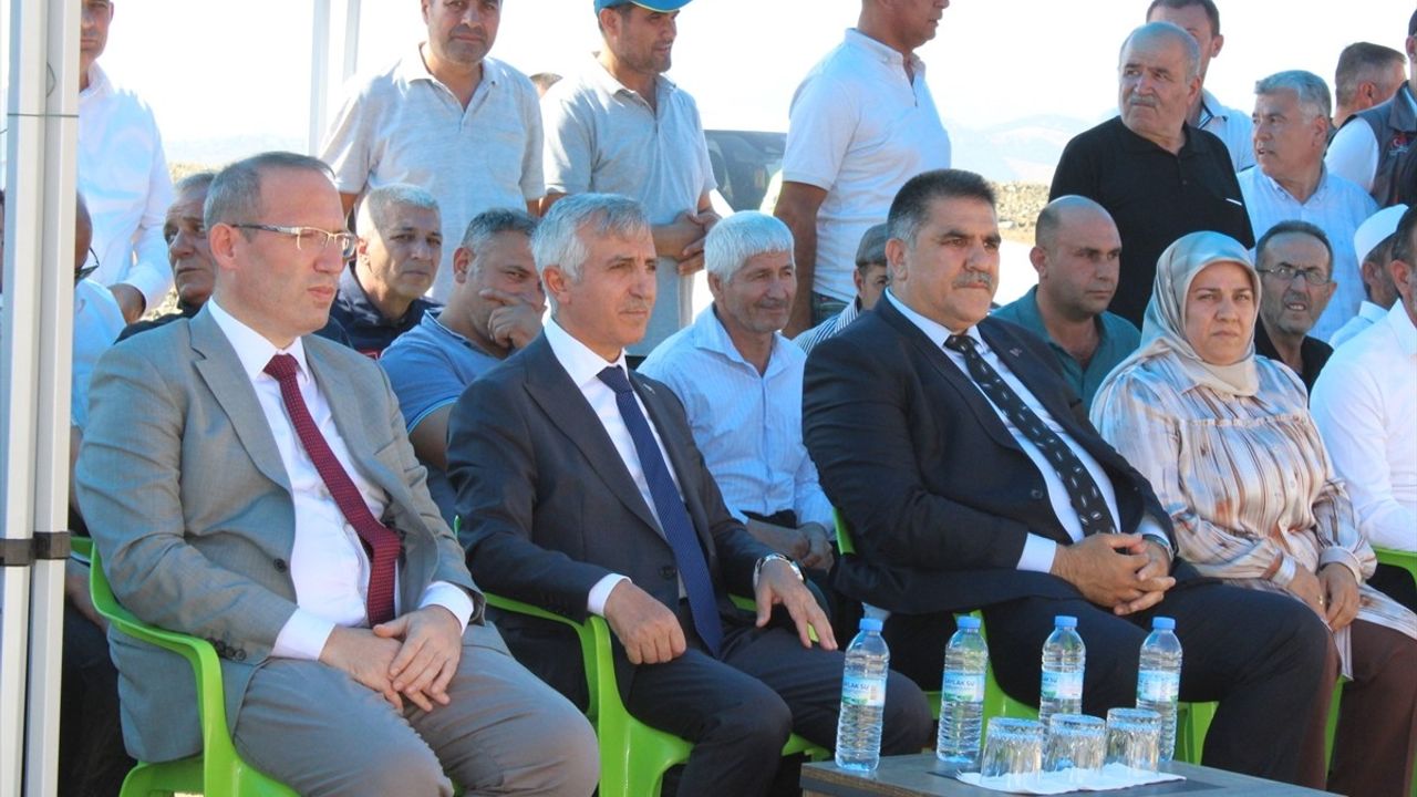 Kahramanmaraş'ta Depremzede Üreticilere Ahır Teslimi