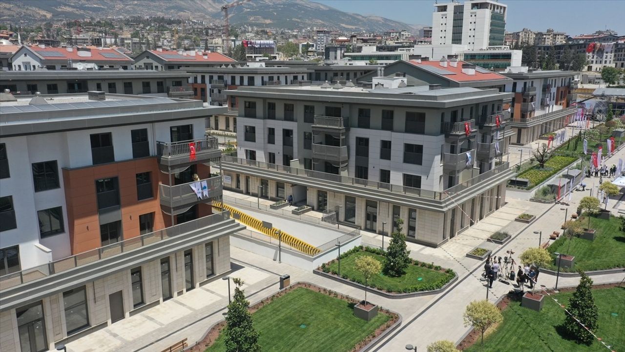 Kahramanmaraş'ta Yeni Konutların Anahtarları Teslim Ediliyor